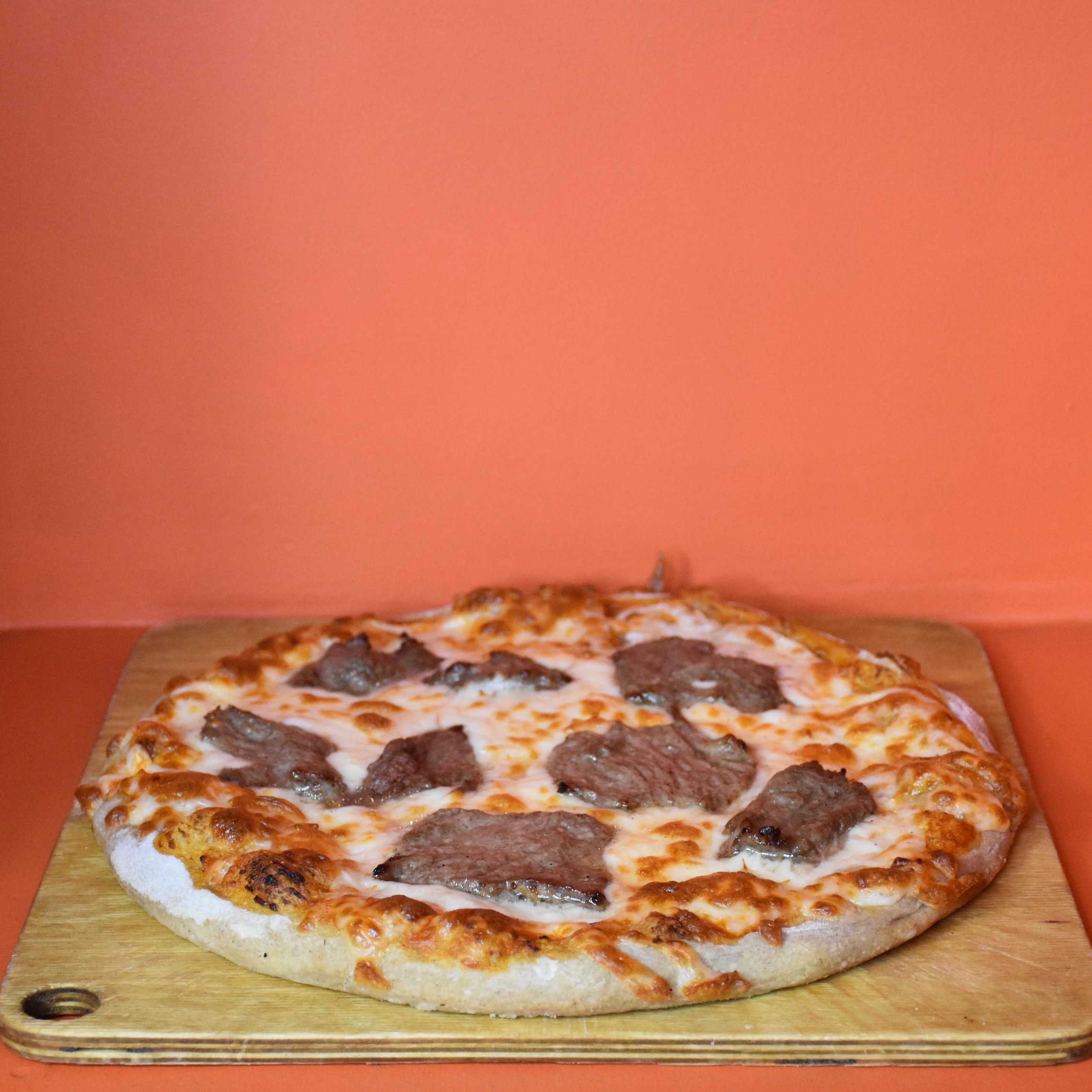 Biftekli pizza